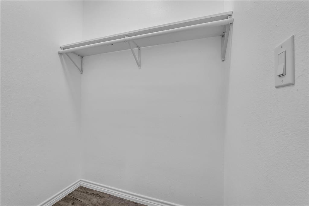 Weisman J & Co - Residential Income