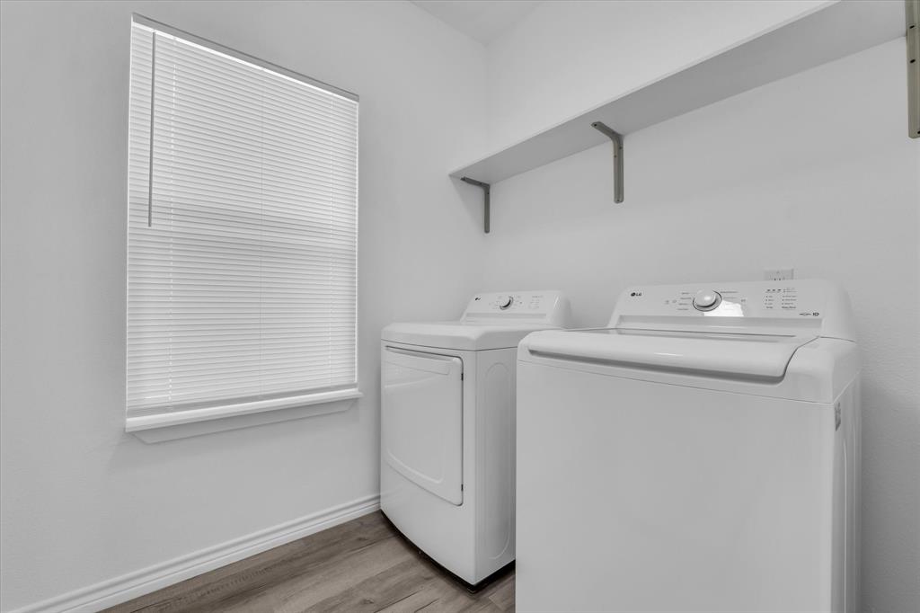 Weisman J & Co - Residential Income