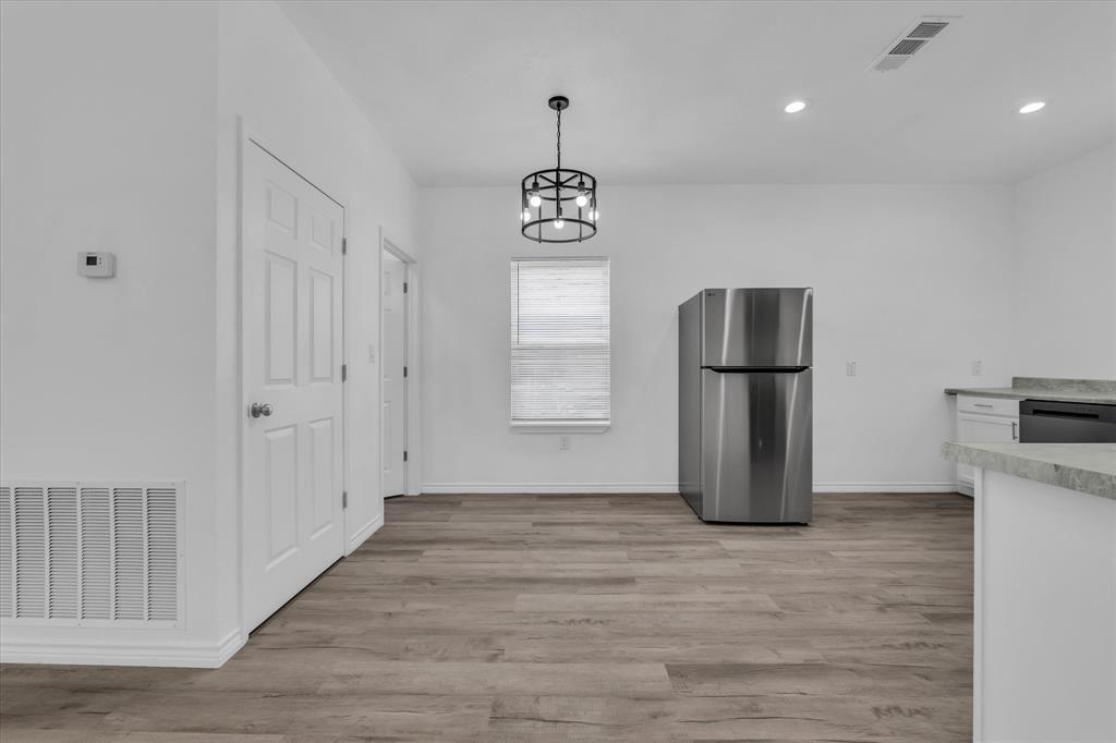 Weisman J & Co - Residential Income