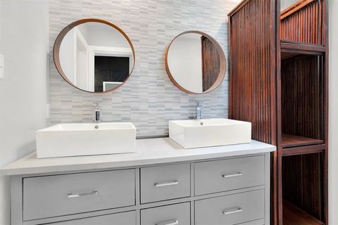 Tiny photo for 3048 Airhaven Street, Dallas, TX 75229 (MLS # 21186004)