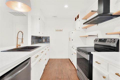 Tiny photo for 3048 Airhaven Street, Dallas, TX 75229 (MLS # 21186004)