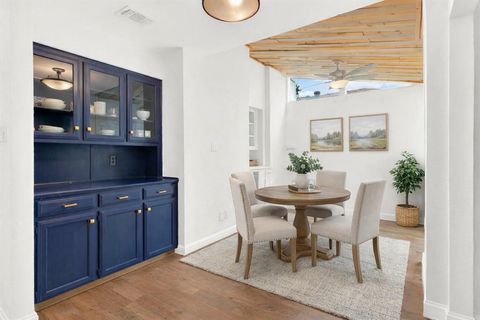 Tiny photo for 3048 Airhaven Street, Dallas, TX 75229 (MLS # 21186004)