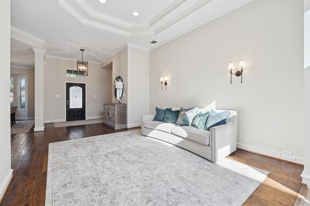 511 Cloud View Court