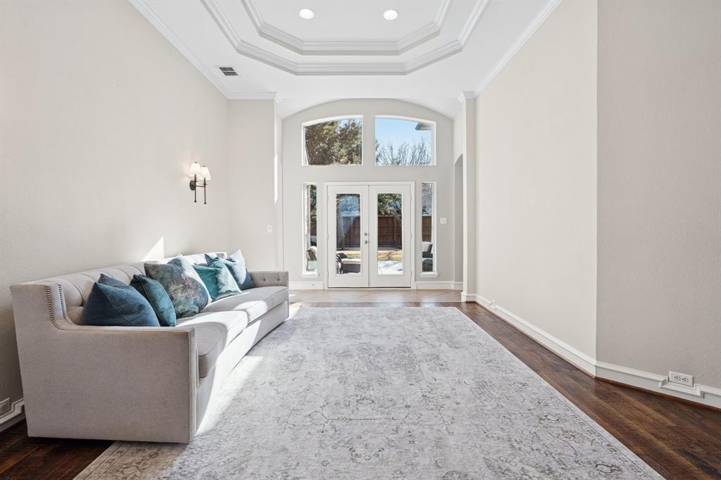 511 Cloud View Court