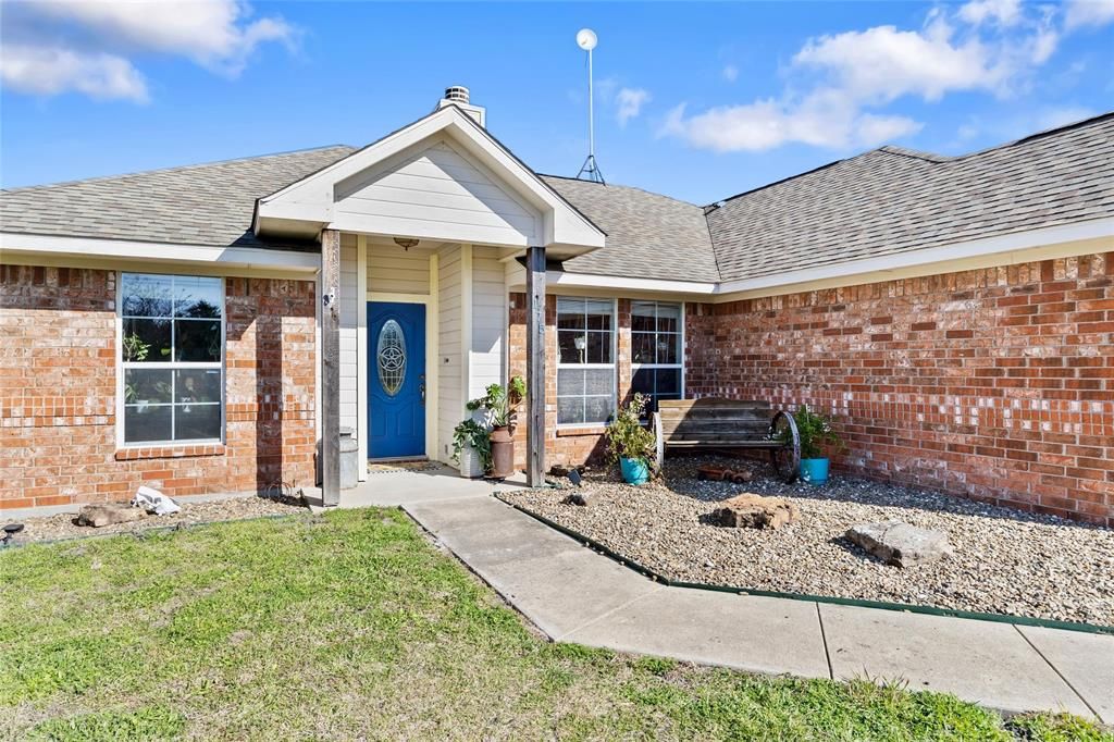 Photo of 175 County Road 2748, Caddo Mills, TX 75135 (MLS # 21215173)