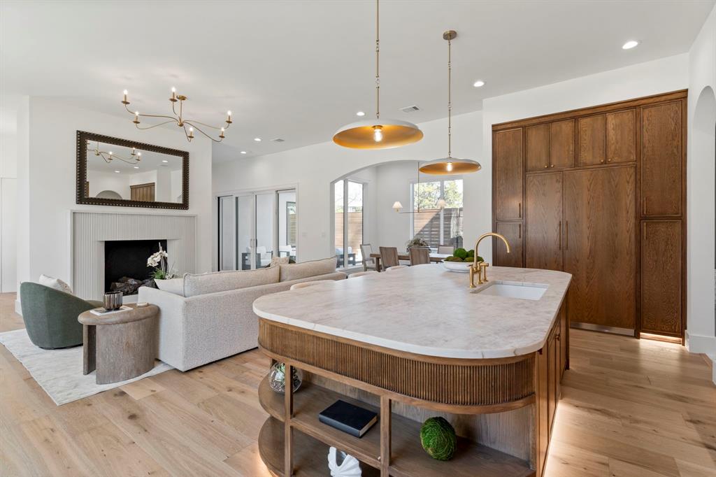 Lakeshore Hills Rev - Residential