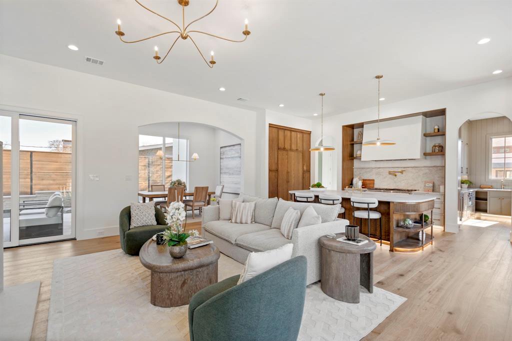 Lakeshore Hills Rev - Residential