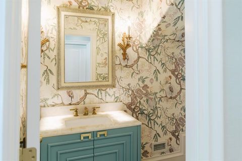 Tiny photo for 4433 Bordeaux Avenue, Highland Park, TX 75205 (MLS # 21319396)