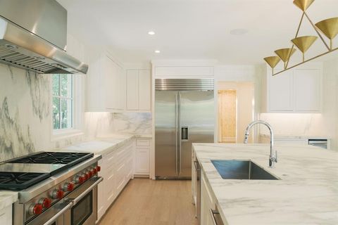 Tiny photo for 4433 Bordeaux Avenue, Highland Park, TX 75205 (MLS # 21319396)