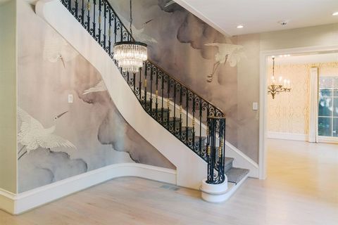 Tiny photo for 4433 Bordeaux Avenue, Highland Park, TX 75205 (MLS # 21319396)