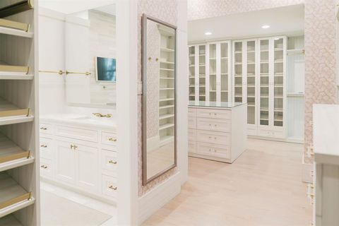 Tiny photo for 4433 Bordeaux Avenue, Highland Park, TX 75205 (MLS # 21319396)