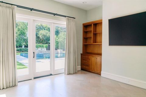 Tiny photo for 4433 Bordeaux Avenue, Highland Park, TX 75205 (MLS # 21319396)