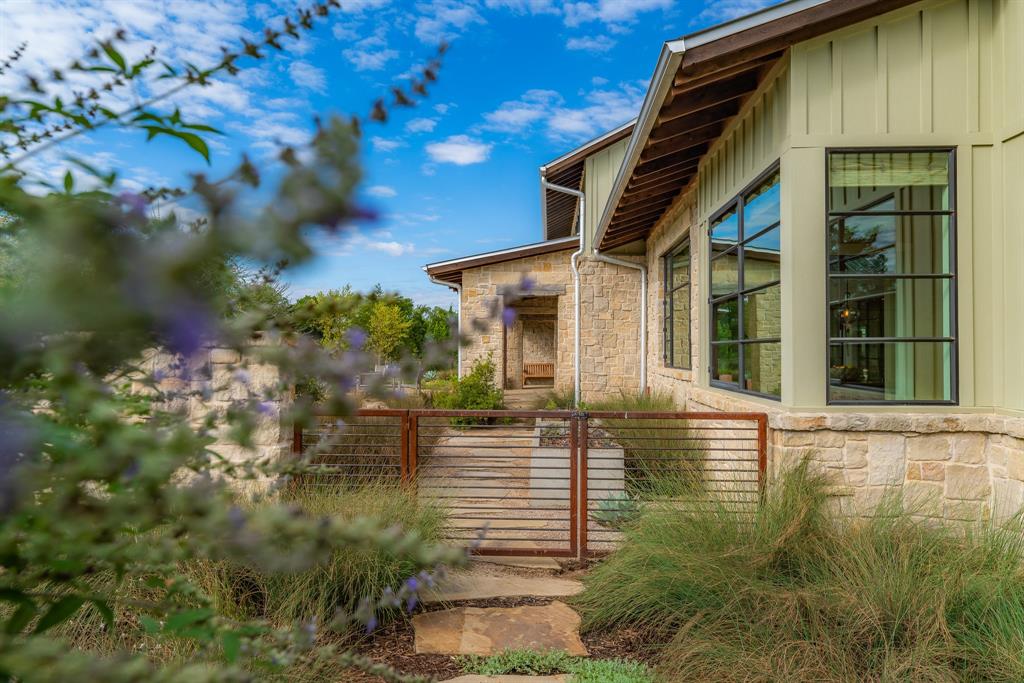 W Whorton - Residential