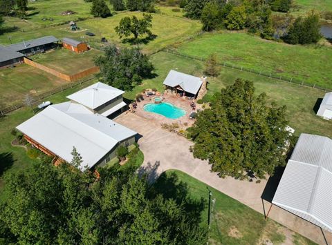 A home in Sulphur Springs