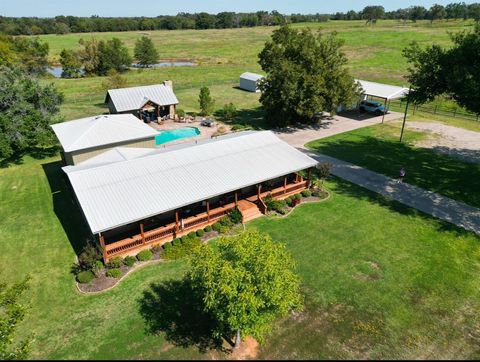 A home in Sulphur Springs