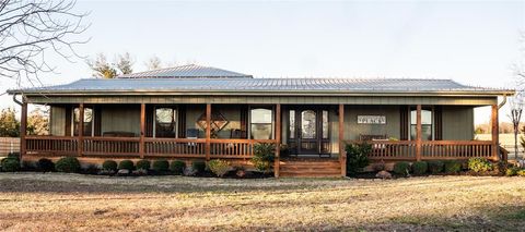 A home in Sulphur Springs