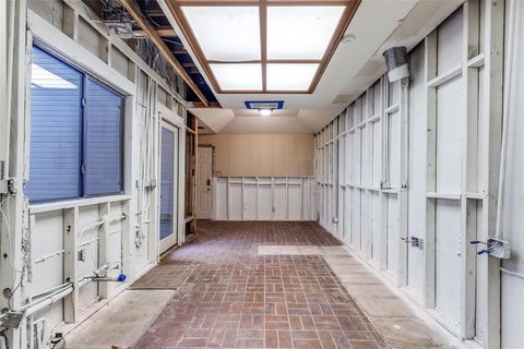 Tiny photo for 4358 Westside Drive, Highland Park, TX 75209 (MLS # 21051468)