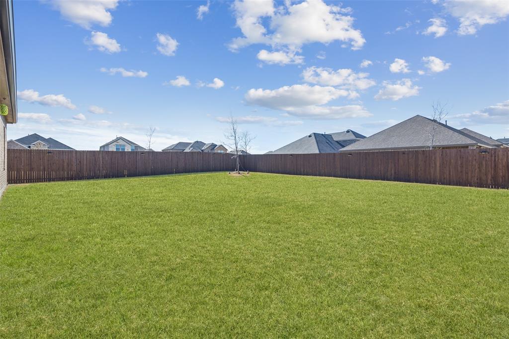 Valencia On The Lake - Residential