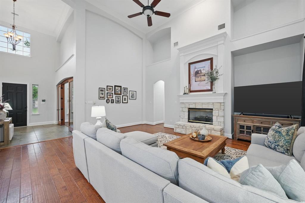 Frisco, Texas 75033, United States, 4 Bedrooms Bedrooms, ,4 BathroomsBathrooms,Residential,Pending,130205