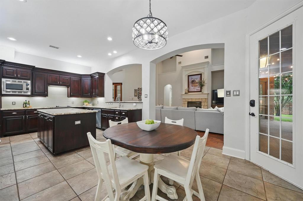 Frisco, Texas 75033, United States, 4 Bedrooms Bedrooms, ,4 BathroomsBathrooms,Residential,Pending,130205