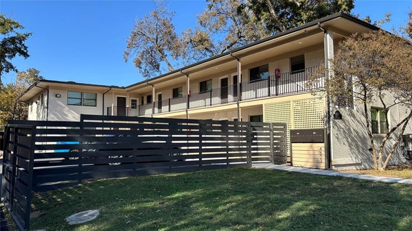 4603 JUNIUS ST APT 4, DALLAS, TX 75246 - Image 2bc42cf460875bdf8bddd77aab731155/2619519799