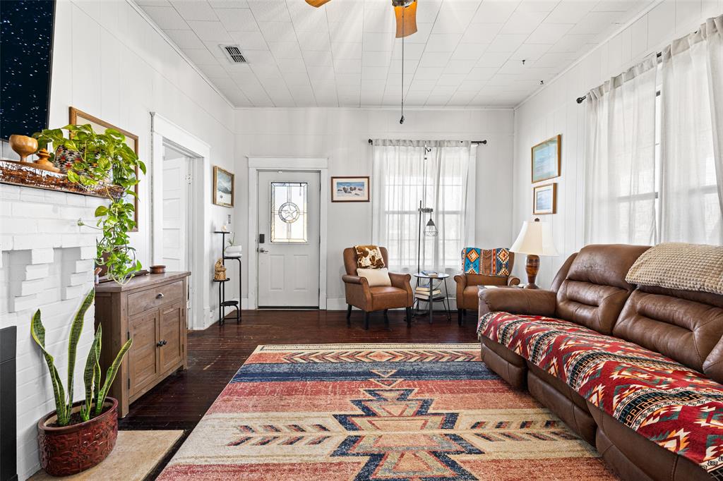 Old Town Gilmer - Residential