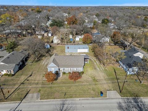 Tiny photo for 311 Summit Street, Farmersville, TX 75442 (MLS # 21131171)