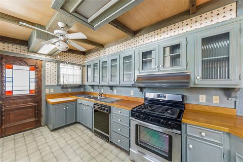 Tiny photo for 311 Summit Street, Farmersville, TX 75442 (MLS # 21131171)