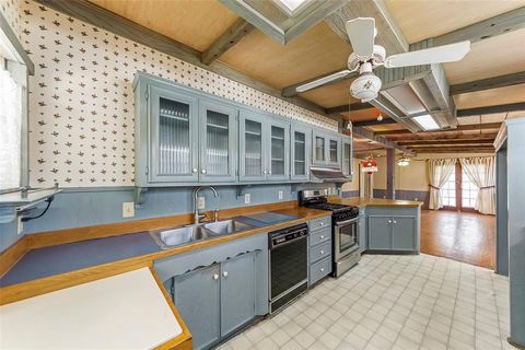 Tiny photo for 311 Summit Street, Farmersville, TX 75442 (MLS # 21131171)