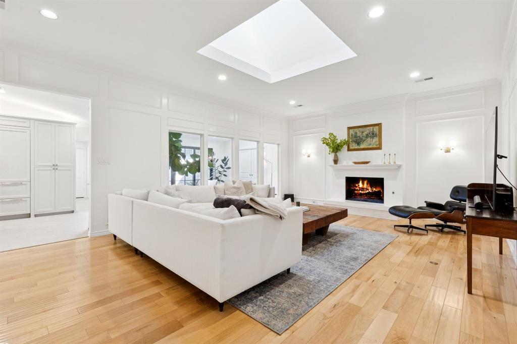 5723 Twin Brooks Drive