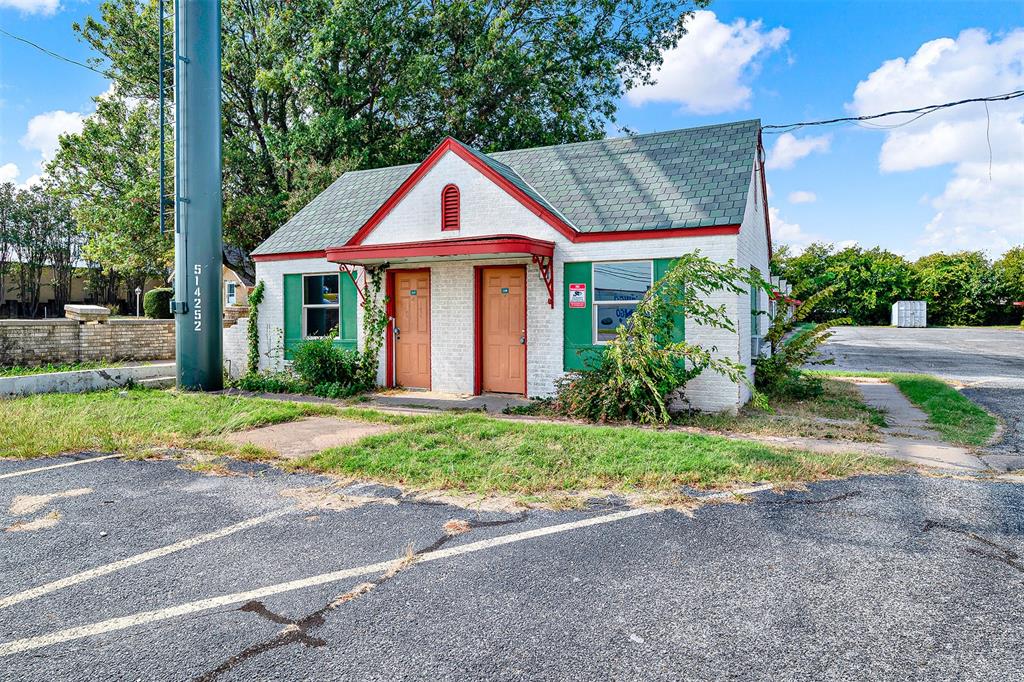 Sherman - Commercial Sale