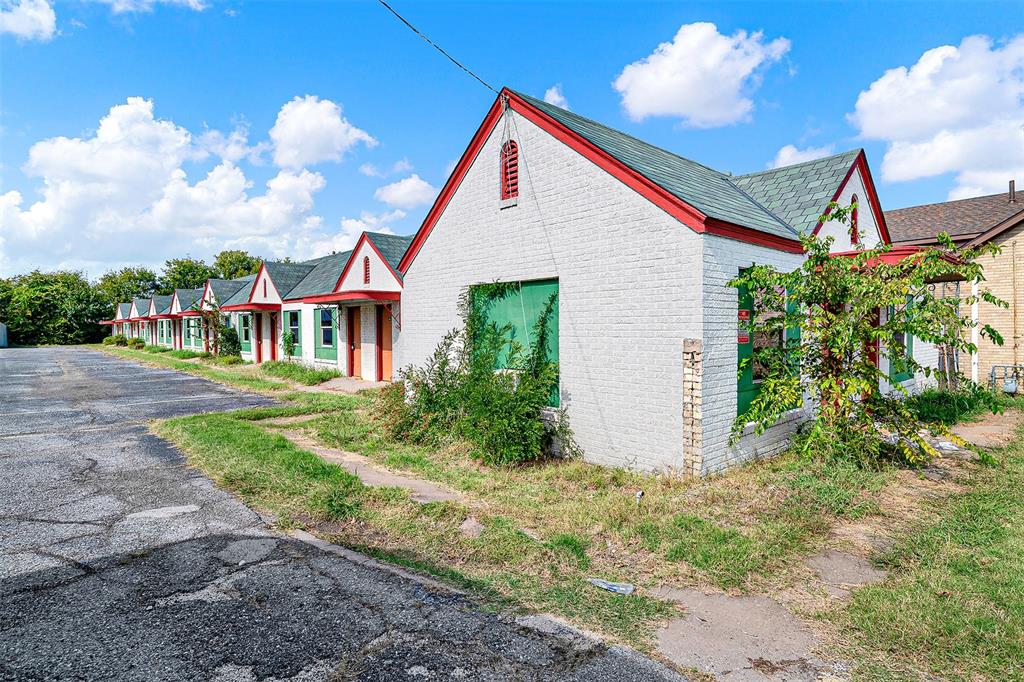 Sherman - Commercial Sale