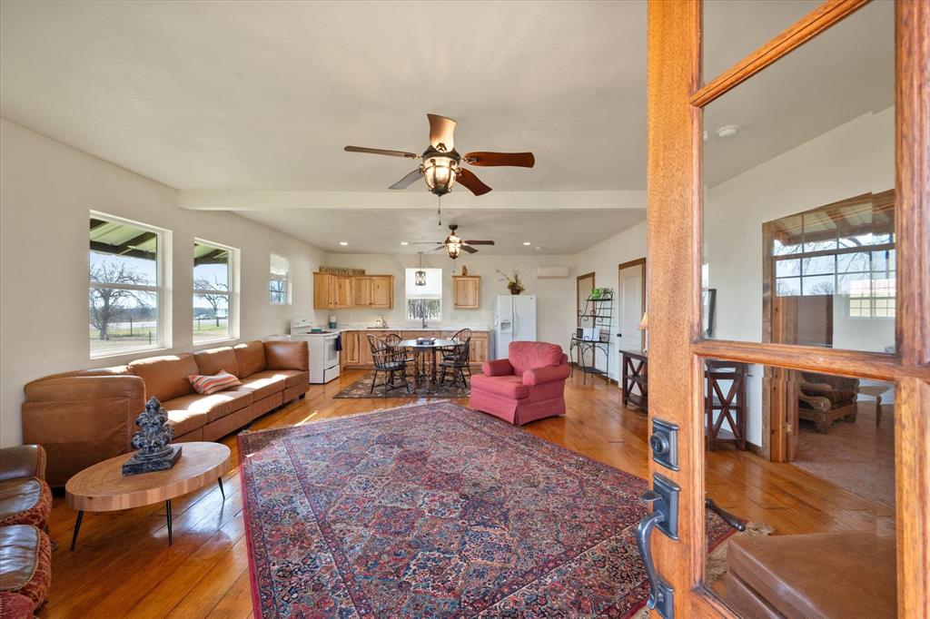 10632 State Highway 31 W