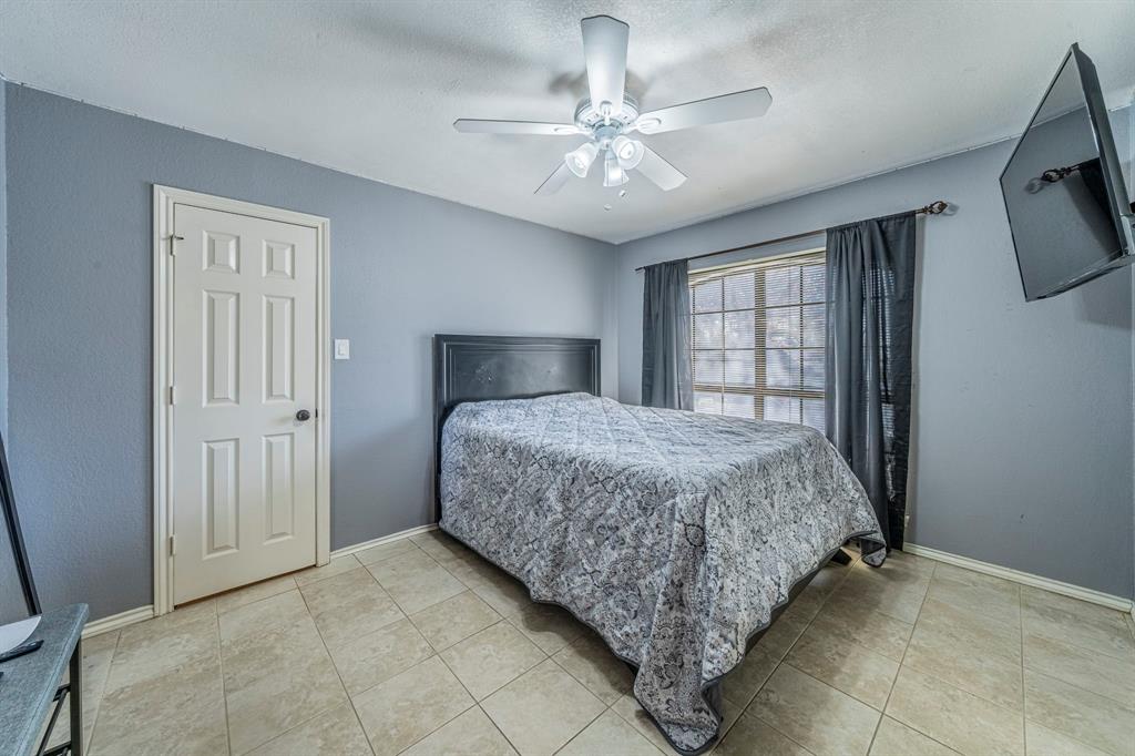 Mc Kamy Lakes Estates - Residential