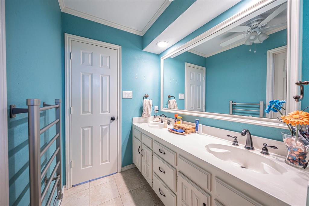 Mc Kamy Lakes Estates - Residential