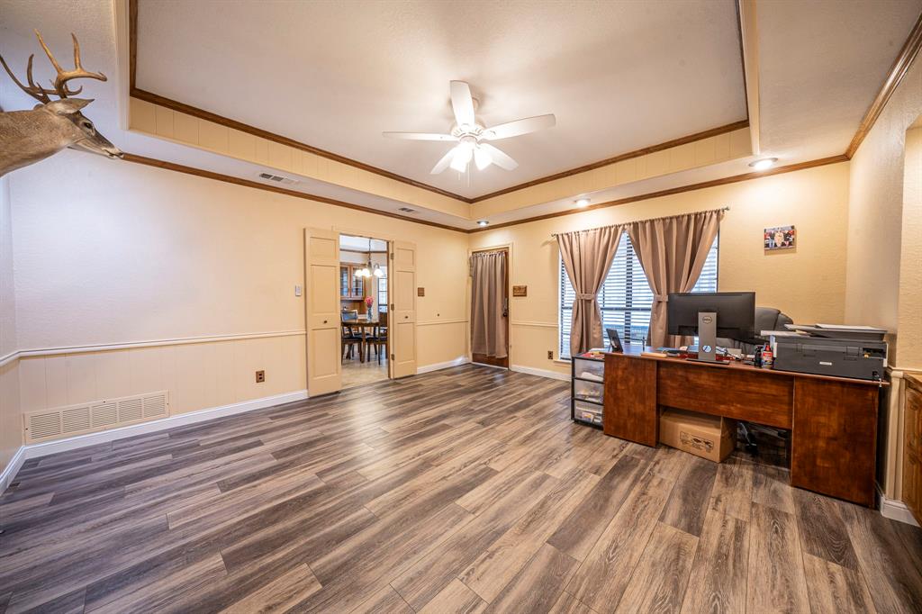 Mc Kamy Lakes Estates - Residential