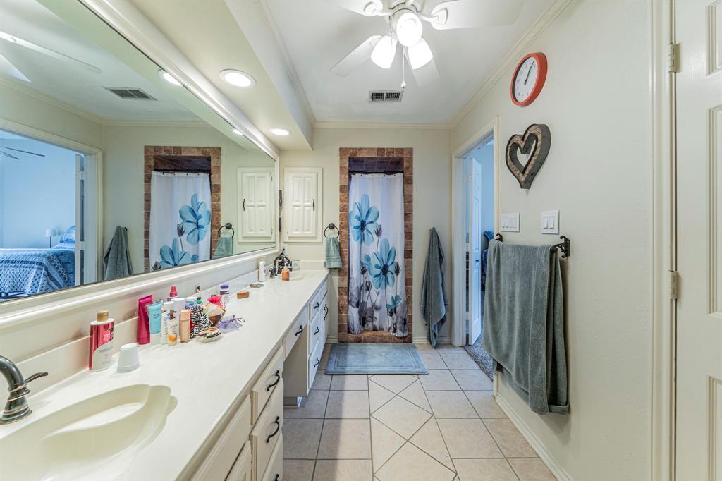 Mc Kamy Lakes Estates - Residential