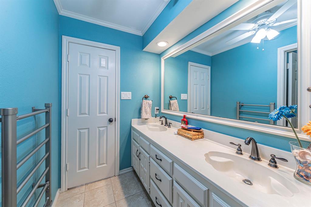 Mc Kamy Lakes Estates - Residential