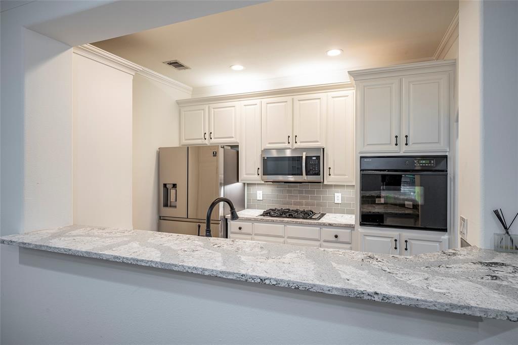 Towne Lake - Residential