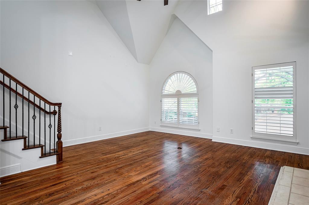 Towne Lake - Residential