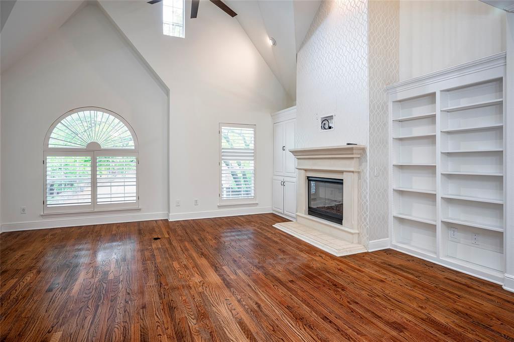 Towne Lake - Residential