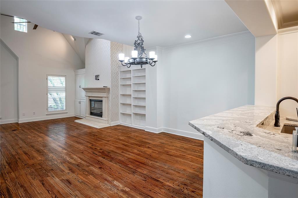 Towne Lake - Residential