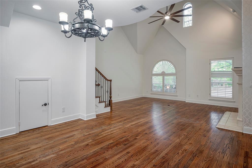 Towne Lake - Residential