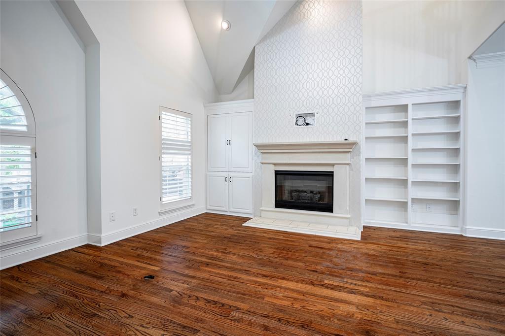 Towne Lake - Residential