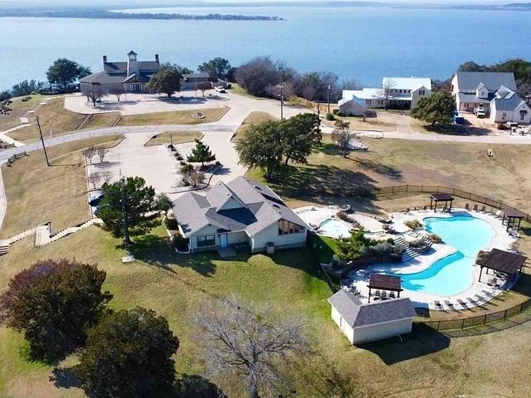 White Bluff #46 - Land