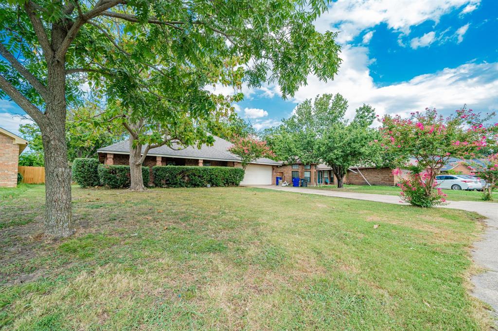 709 Azalea Drive