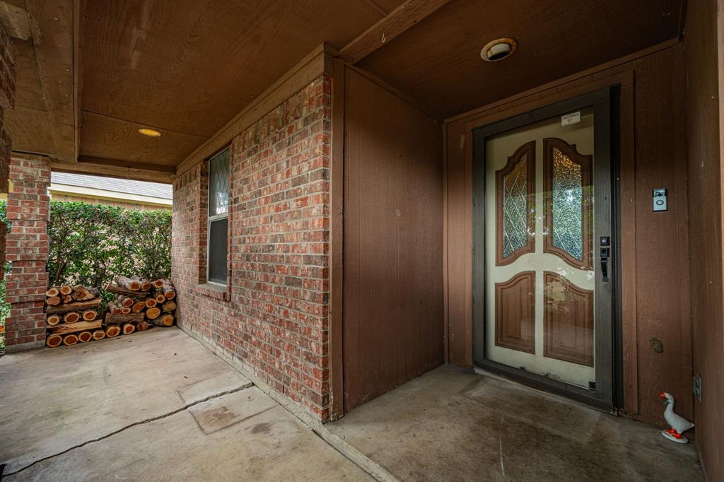 709 Azalea Drive