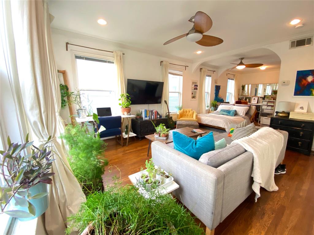 Oak Cliff Annex - Residential Lease