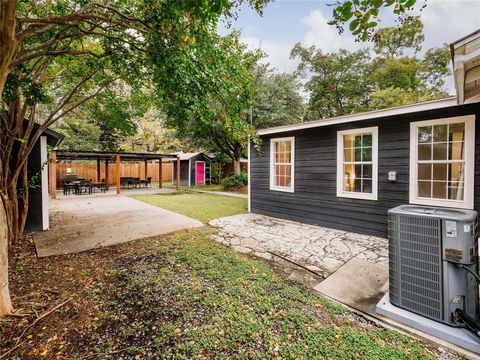 Tiny photo for 421 Martinique Avenue, Dallas, TX 75223 (MLS # 21100066)