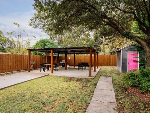 Tiny photo for 421 Martinique Avenue, Dallas, TX 75223 (MLS # 21100066)